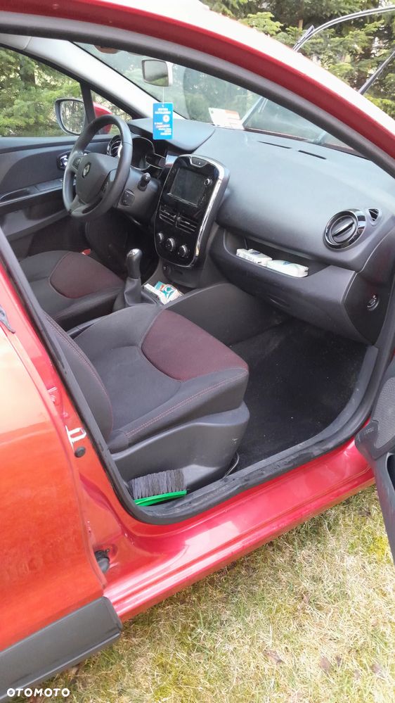 Renault Clio - 6