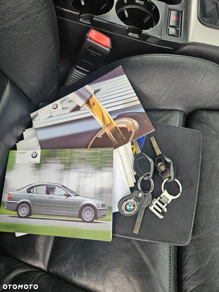 BMW Seria 3 330d - 22