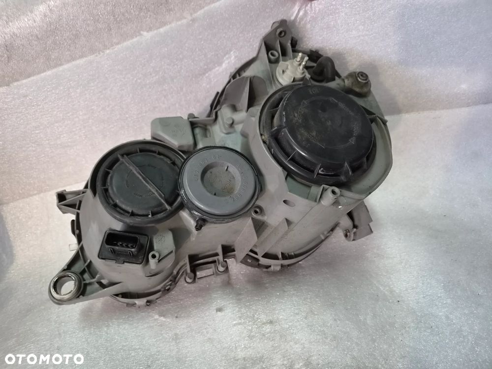 Lampa przednia prawa Mercedes CLK W208 - 5
