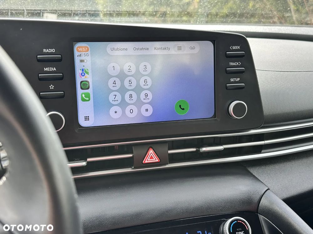Hyundai Elantra 1.6 Modern CVT - 26