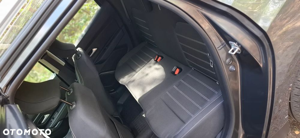 Dacia Duster 1.0 TCe Prestige - 19