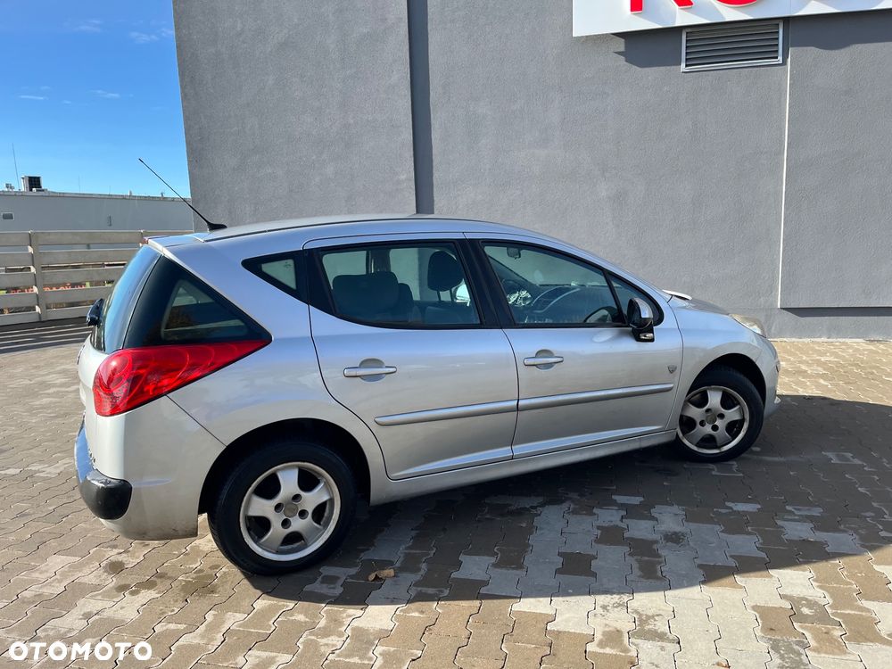 Peugeot 207 1.6 HDi - 6
