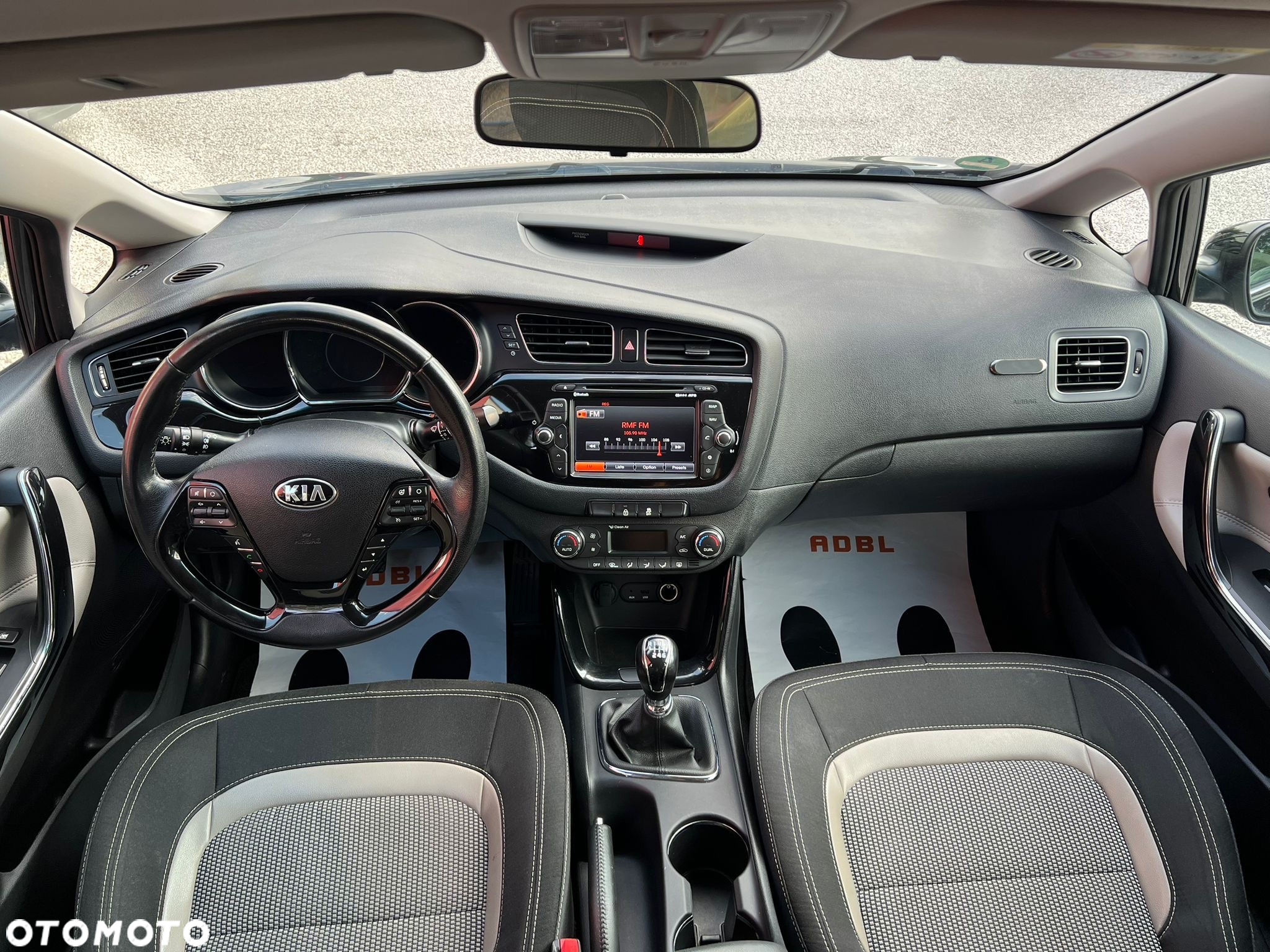Kia Ceed 1.6 CRDi 128 ISG SW Dream Team Edition - 16