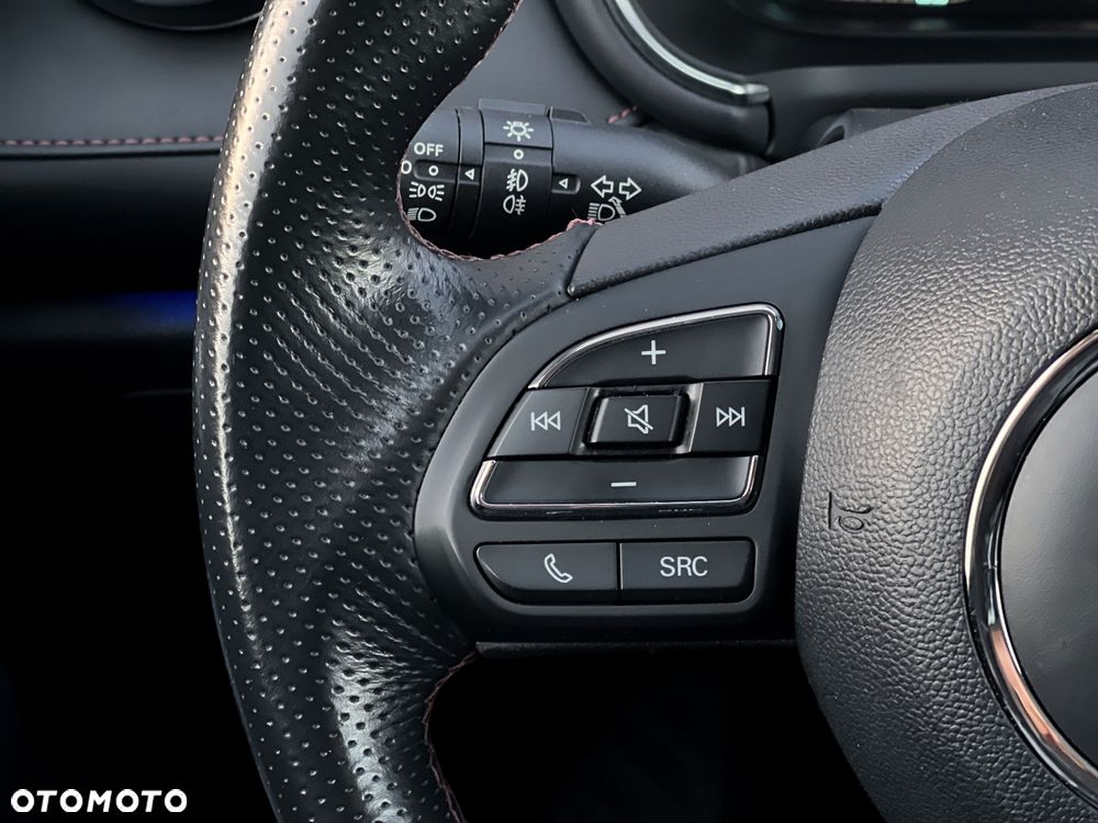 MG EHS 1.5T-GDI Luxury - 31