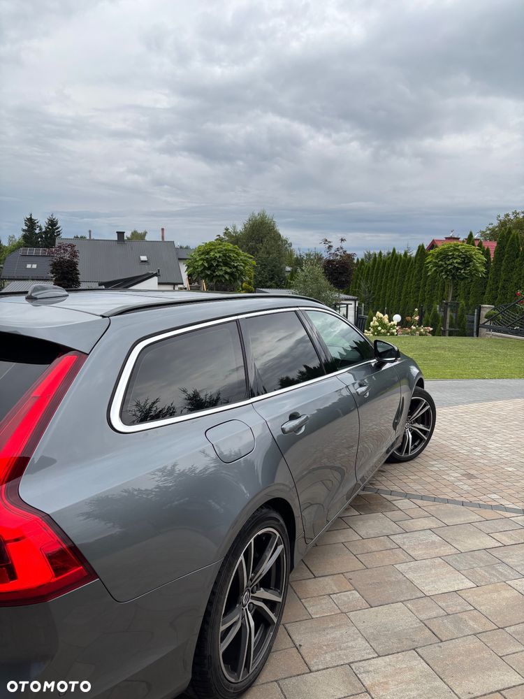 Volvo V90 D5 AWD Momentum - 10