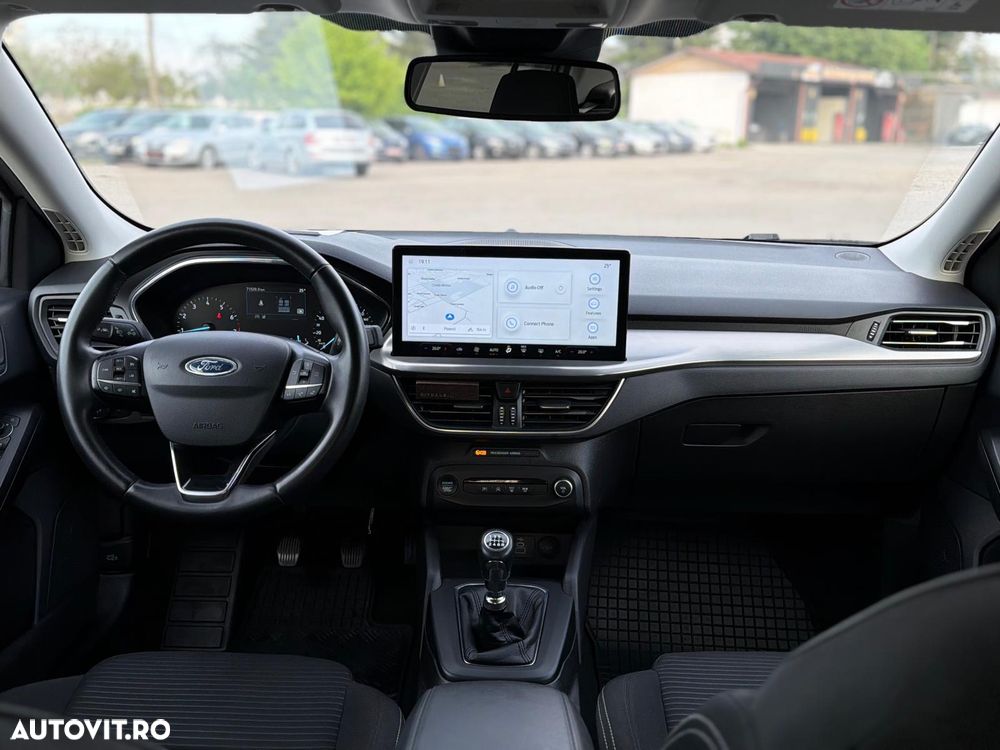 Ford Focus 1.0 EcoBoost Titanium - 8
