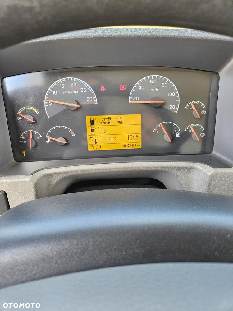 Volvo FL240 - 2