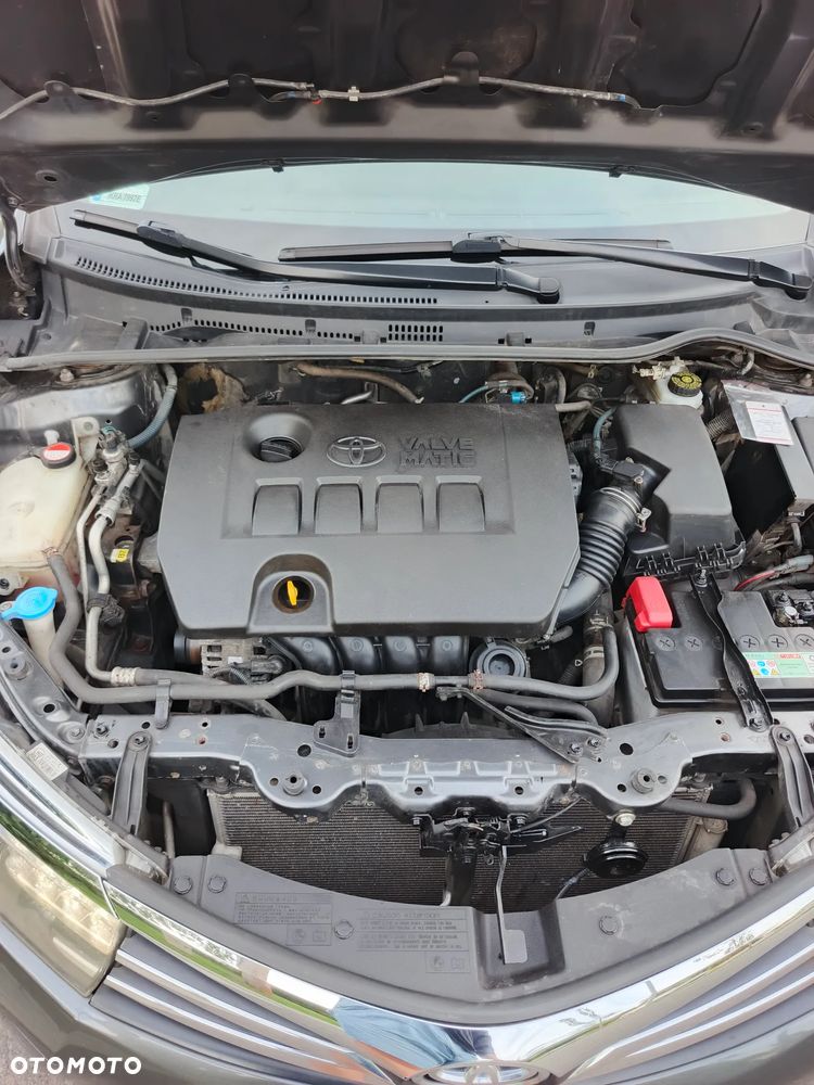 Toyota Corolla 1.6 Prestige EU6 - 17