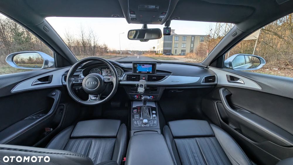 Audi A6 Avant - 16