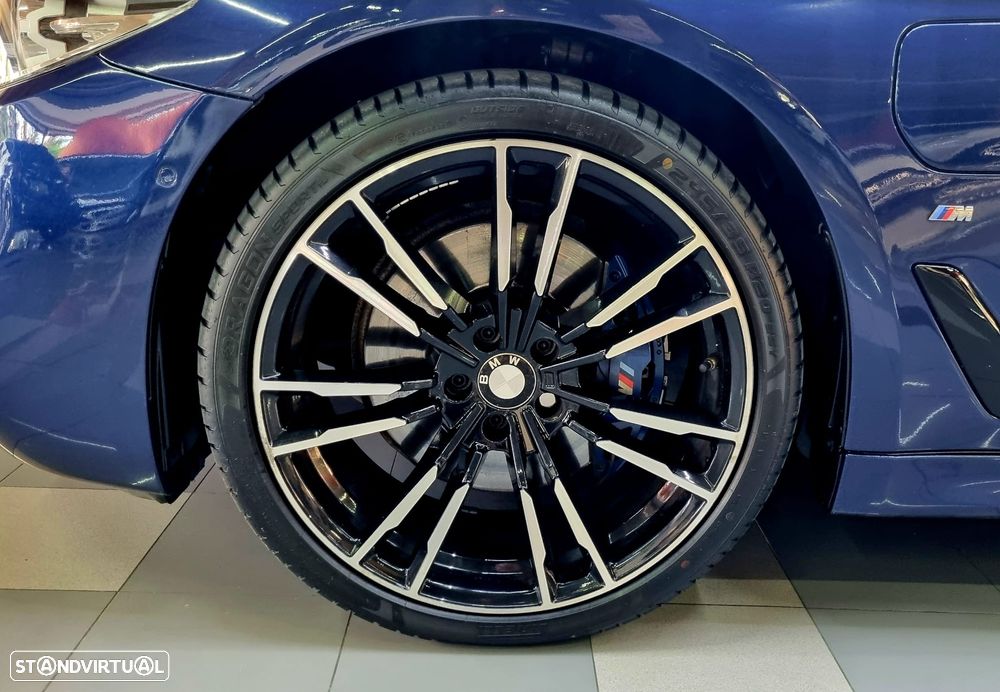 BMW 530 e iPerformance Pack M - 36