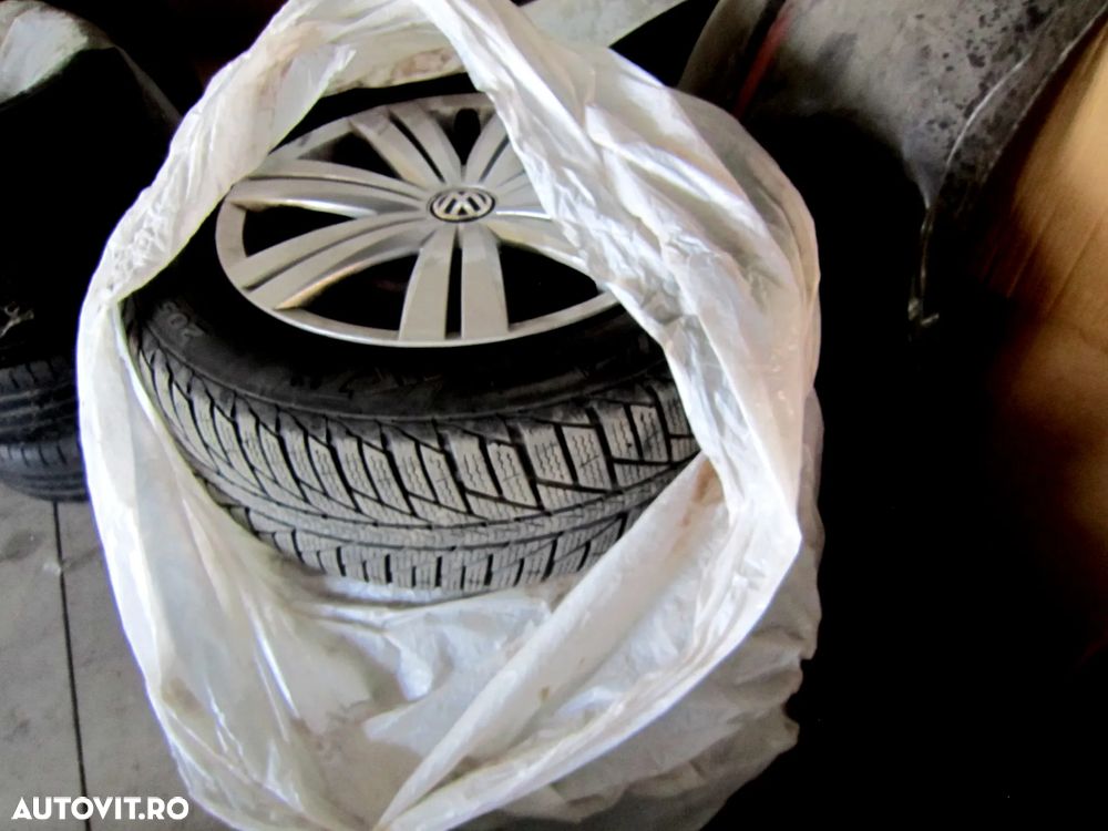 Volkswagen Jetta 2.0 TDI Comfortline - 17