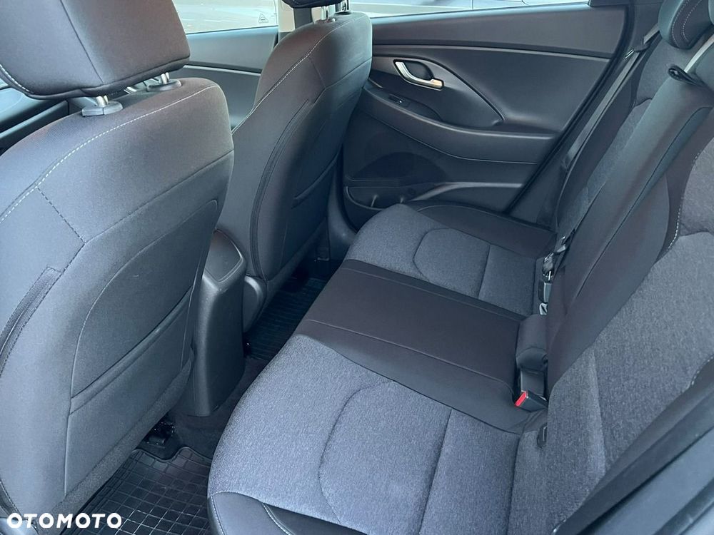 Hyundai i30 - 24