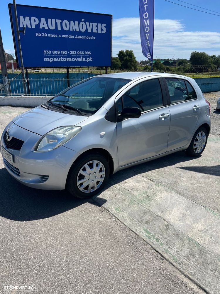 Toyota Yaris 1.0 VVT-i AC - 9