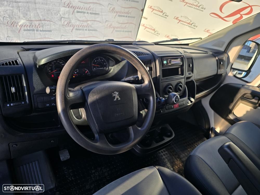 Peugeot Boxer 2.0 BlueHDi Caixa Aberta 3Lug. - 12