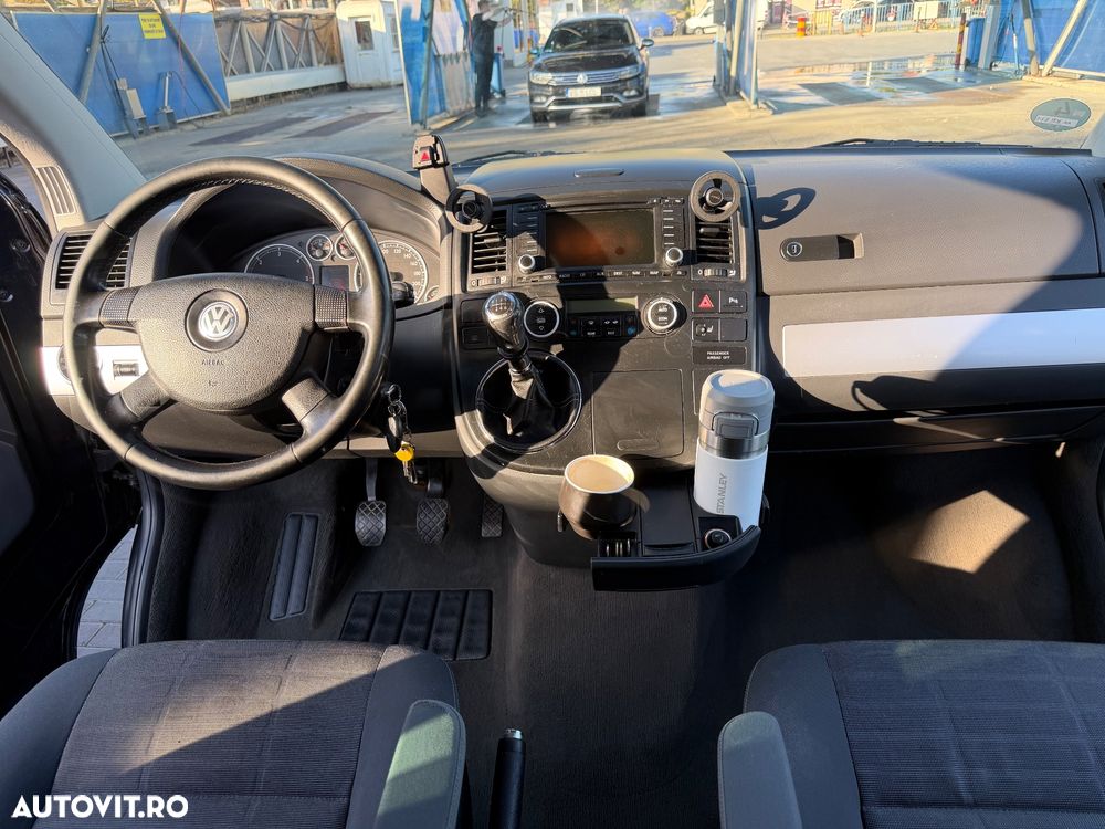 Volkswagen Multivan - 14