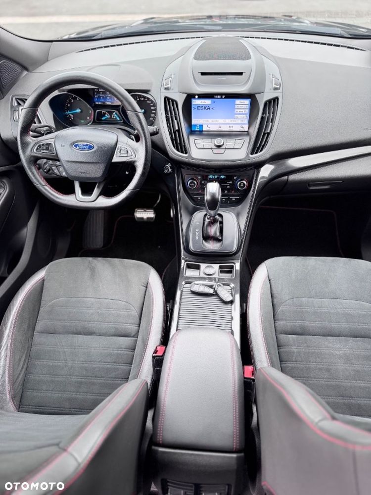Ford Kuga - 28
