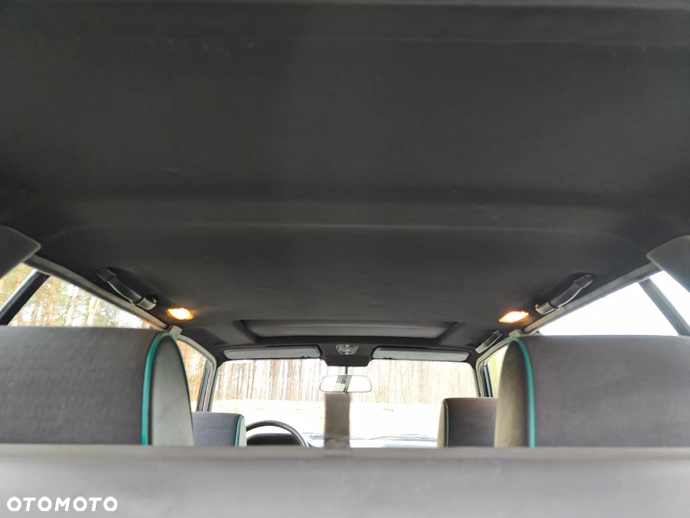 BMW Seria 3 316i - 33