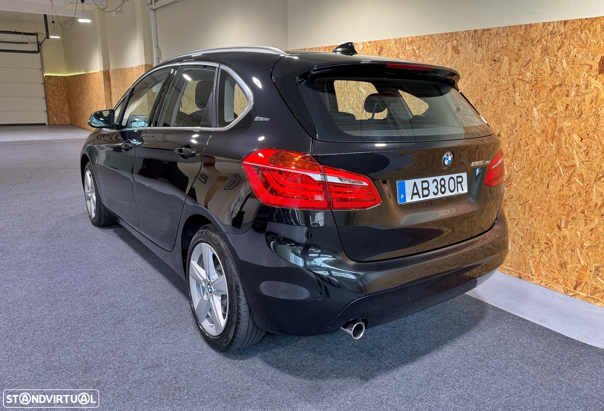 BMW 225xe Active Tourer Line Sport - 4