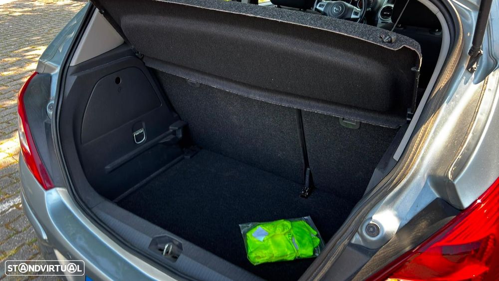 Opel Corsa 1.3 CDTI Enjoy EcoFLEX - 11