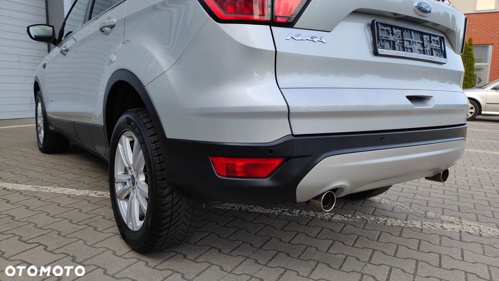 Ford Kuga - 31