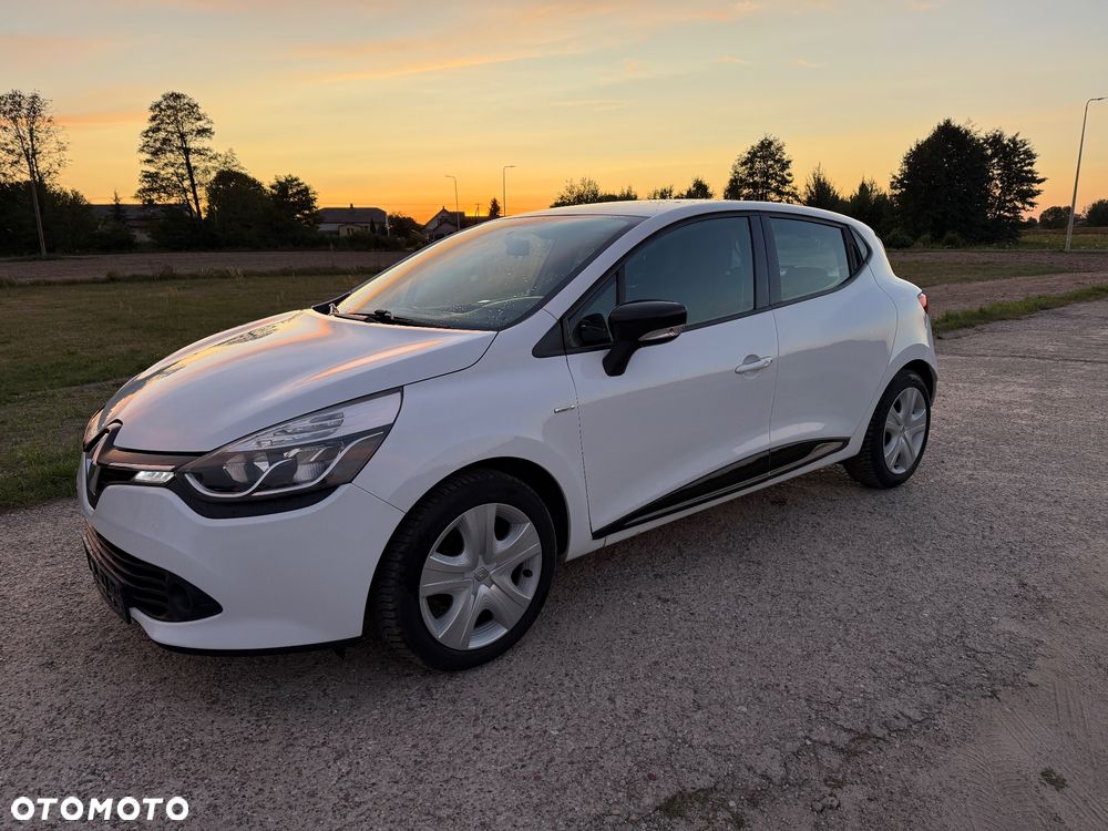 Renault Clio 1.2 16V Luxe Privilege - 5