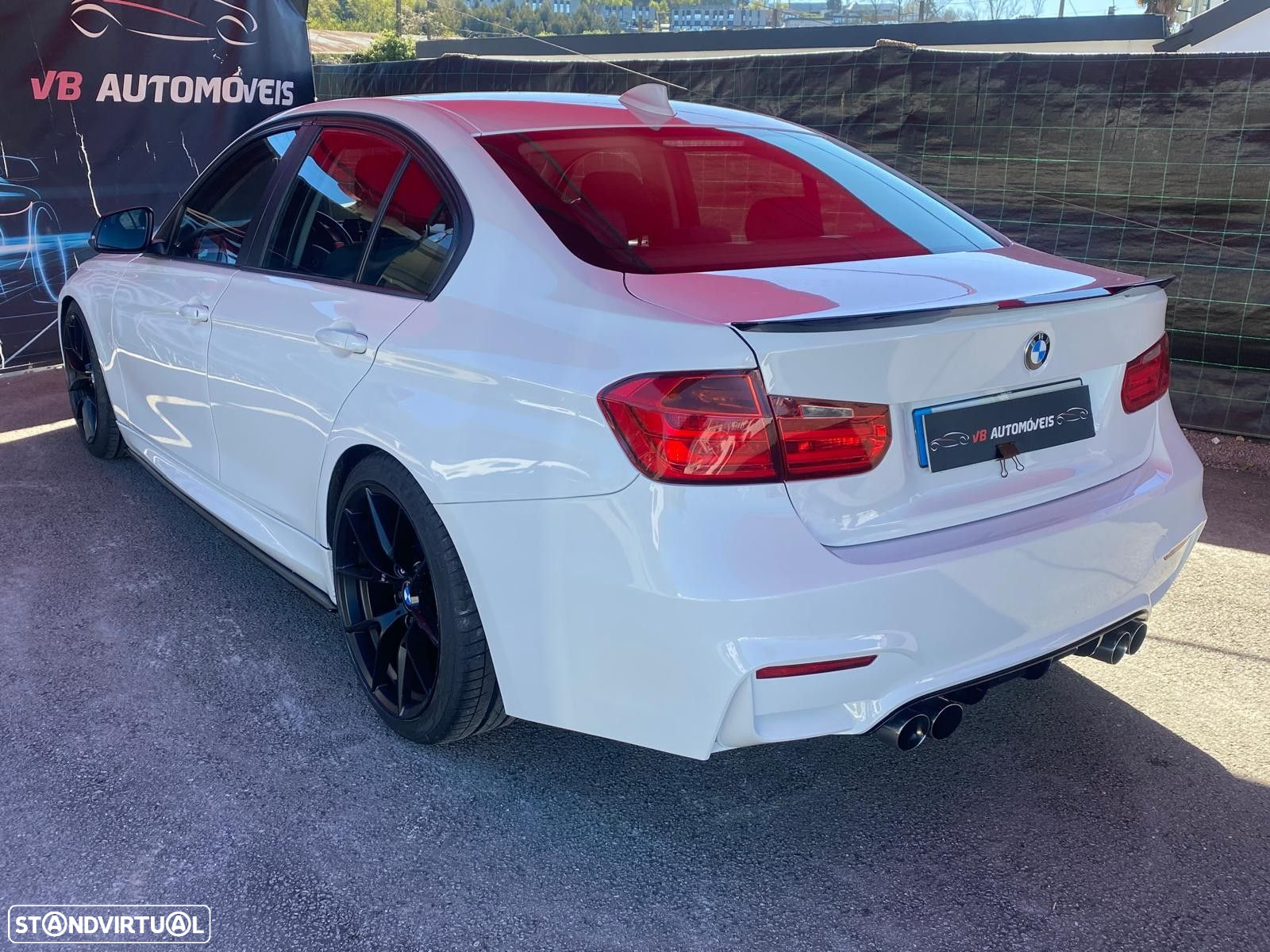 BMW 320 d Line Sport - 12