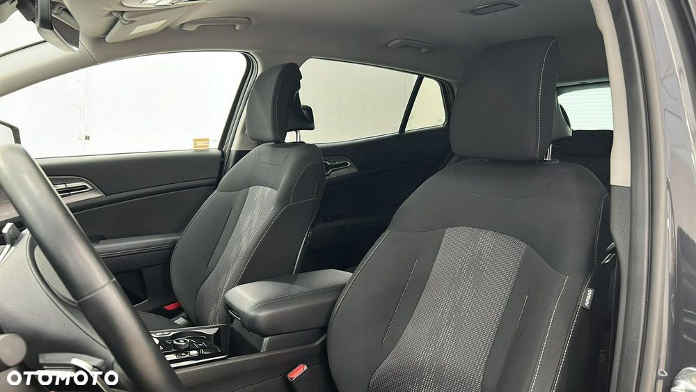 Kia Sportage - 16