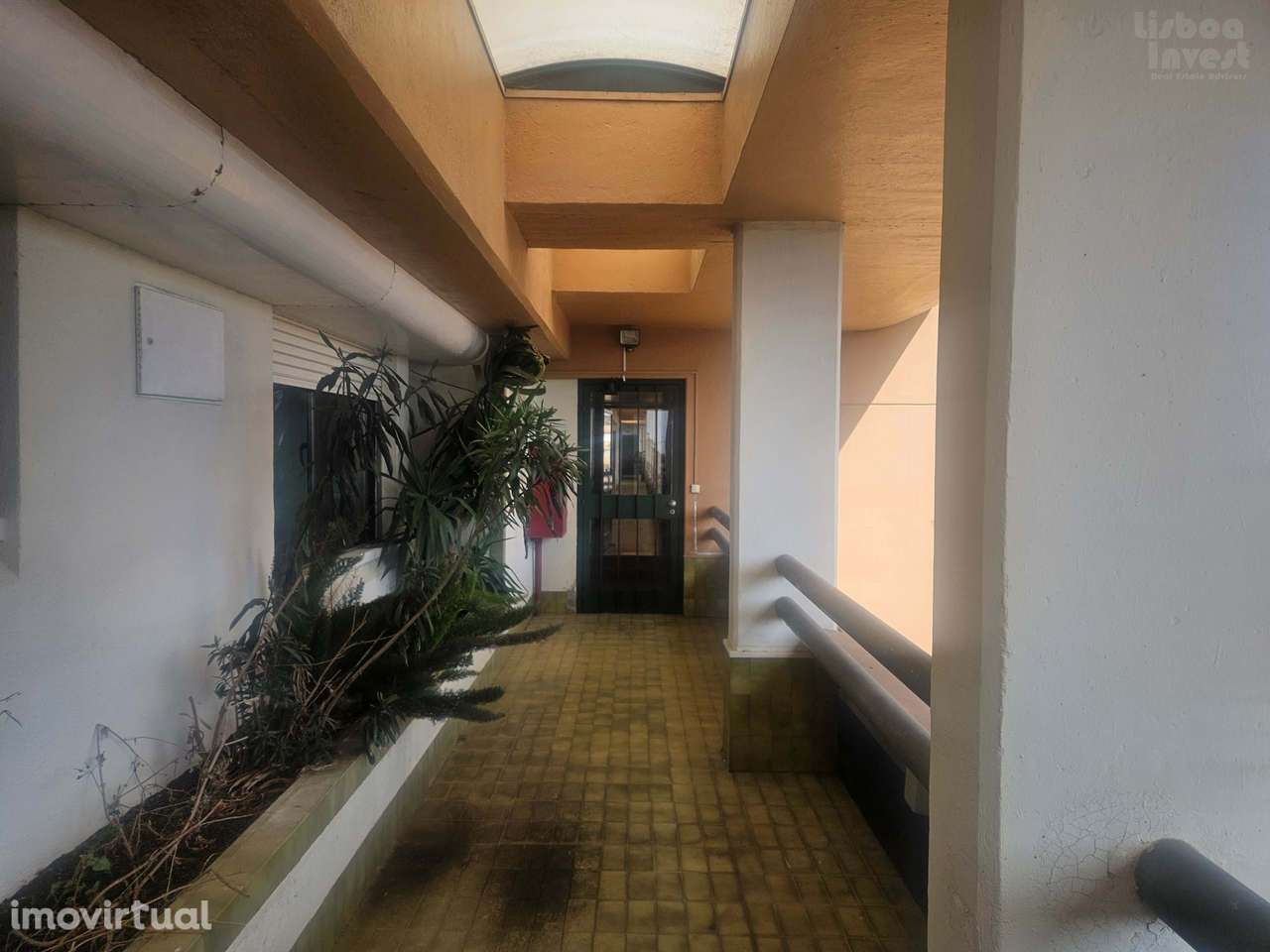 Arrendo T3 Com Terraços Vista magnifica estacionamento e Arrecadação - Grande imagem: 2/35