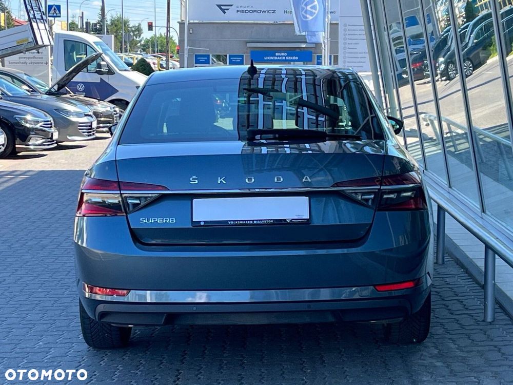 Skoda Superb 2.0 TSI Ambition DSG - 16