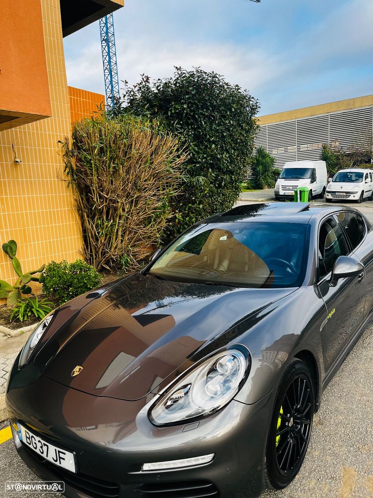 Porsche Panamera S E-Hybrid - 24