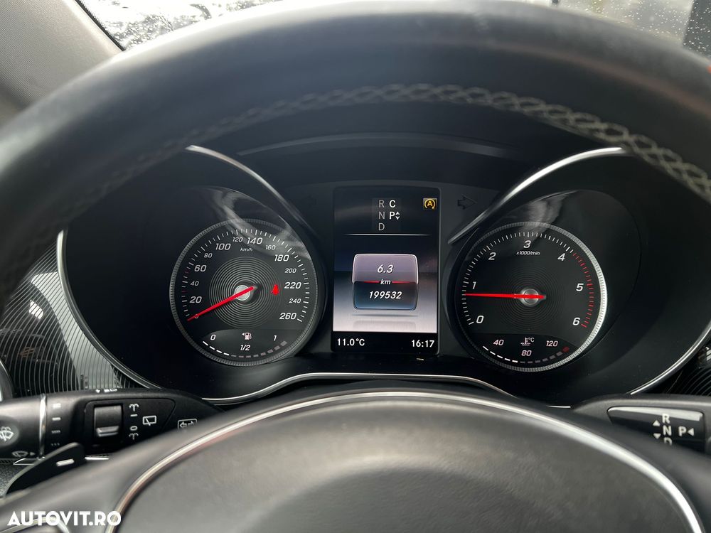 Mercedes-Benz V 220 CDI Lang 7G-TRONIC - 15