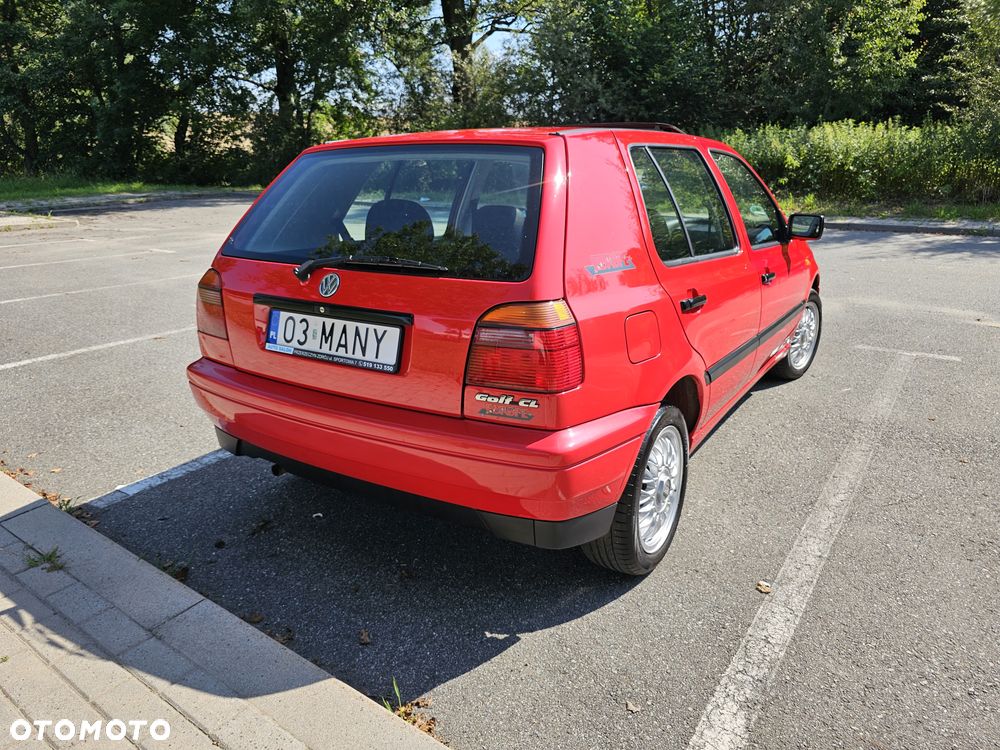 Volkswagen Golf - 5