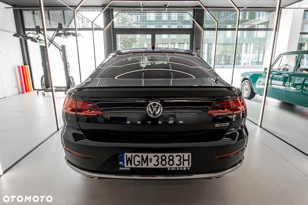 Volkswagen Arteon 2.0 TDI Bi-Turbo SCR 4Mot R-Line DSG - 12