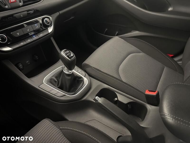 Hyundai i30 1.0 T-GDI Modern - 17