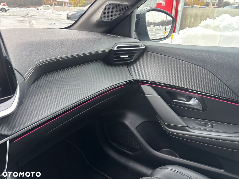 Peugeot 208 PureTech 100 EAT8 GT Pack - 27