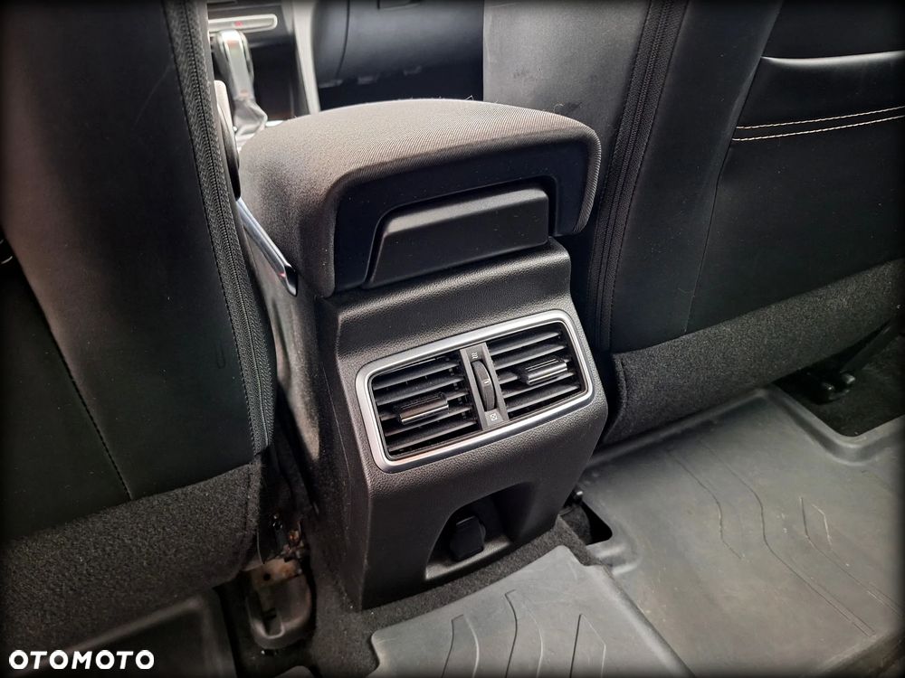 Renault Megane 1.5 dCi Limited EDC - 9