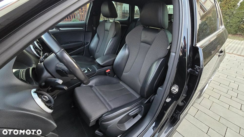 Audi A3 Sportback 2.0 TDI S tronic S line Sportpaket - 11