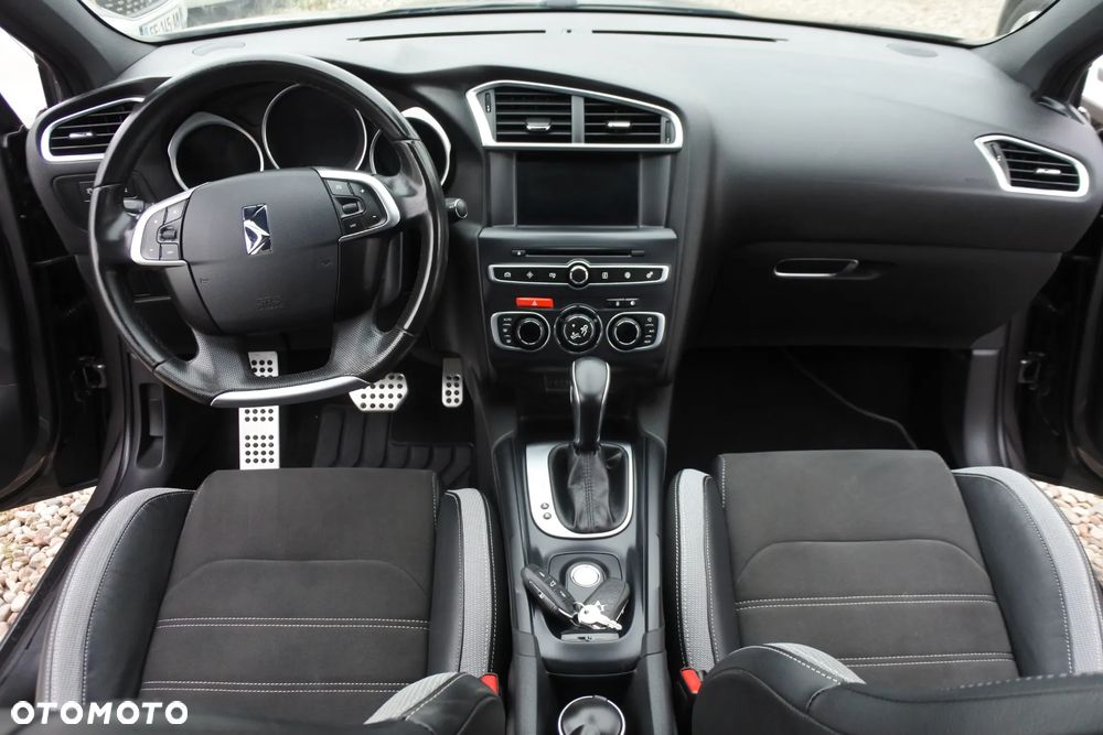 Citroën DS4 Cross 1.6 THP Be Chic S&S EAT6 - 15