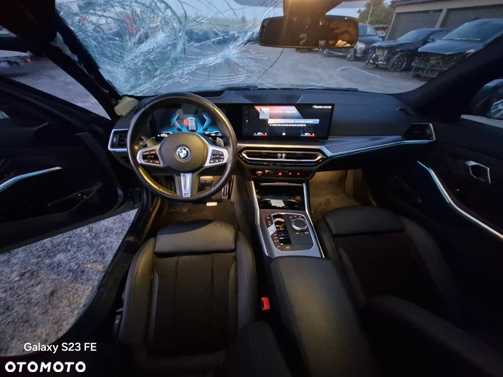BMW Seria 3 320e xDrive M Sport - 11