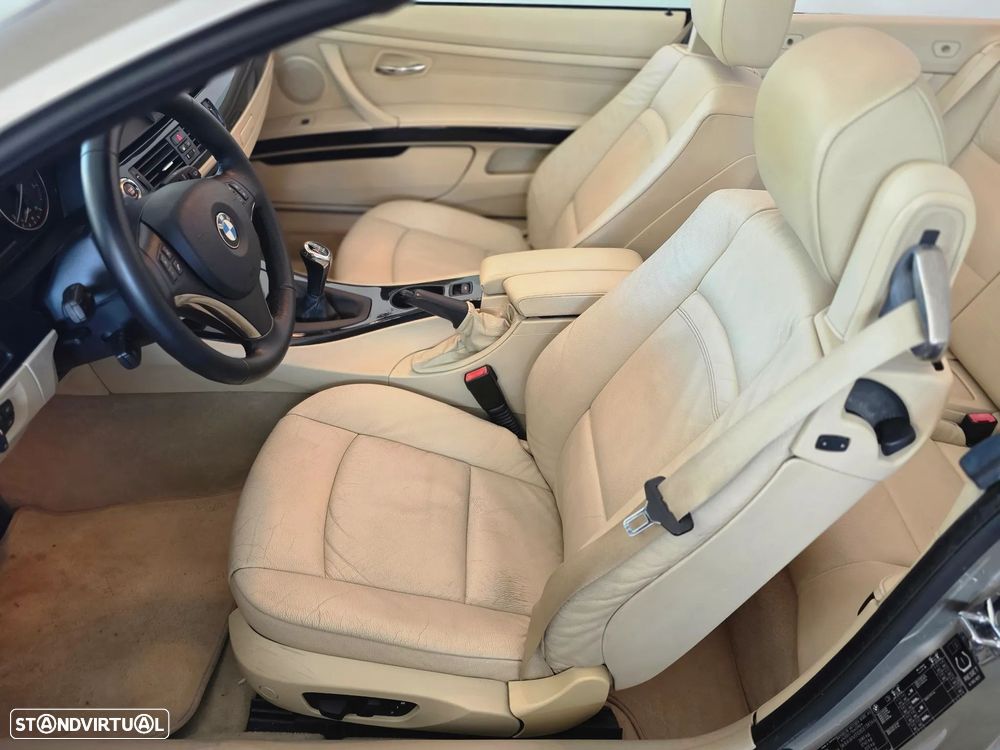 BMW 320 d Cabrio Intense - 14