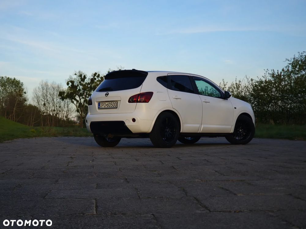 Nissan Qashqai 2.0 4x4 Tekna - 6
