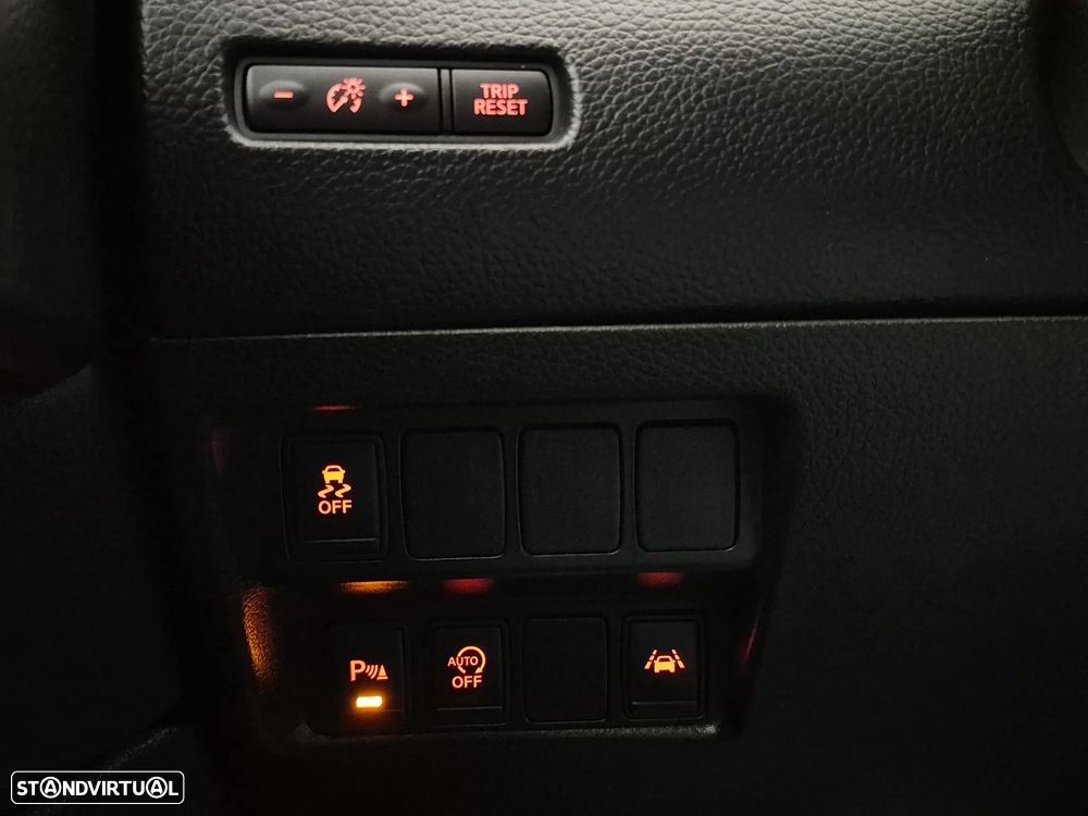 Nissan Qashqai 1.6 dCi Tekna Premium 17 Pele S P.Preta - 26