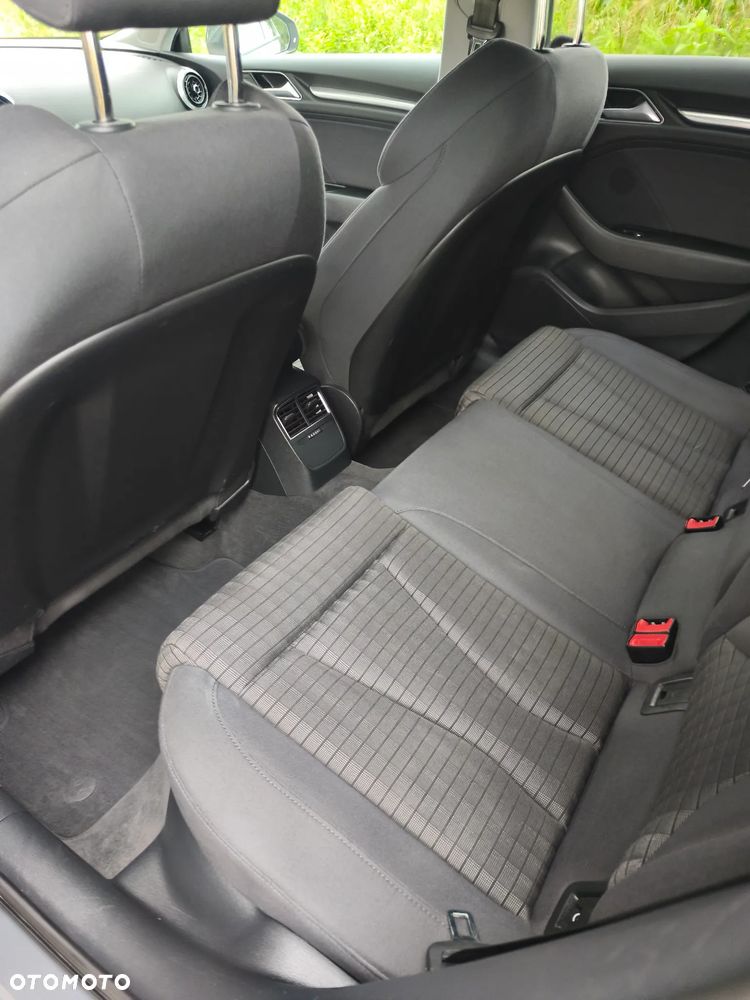 Audi A3 Sportback - 9