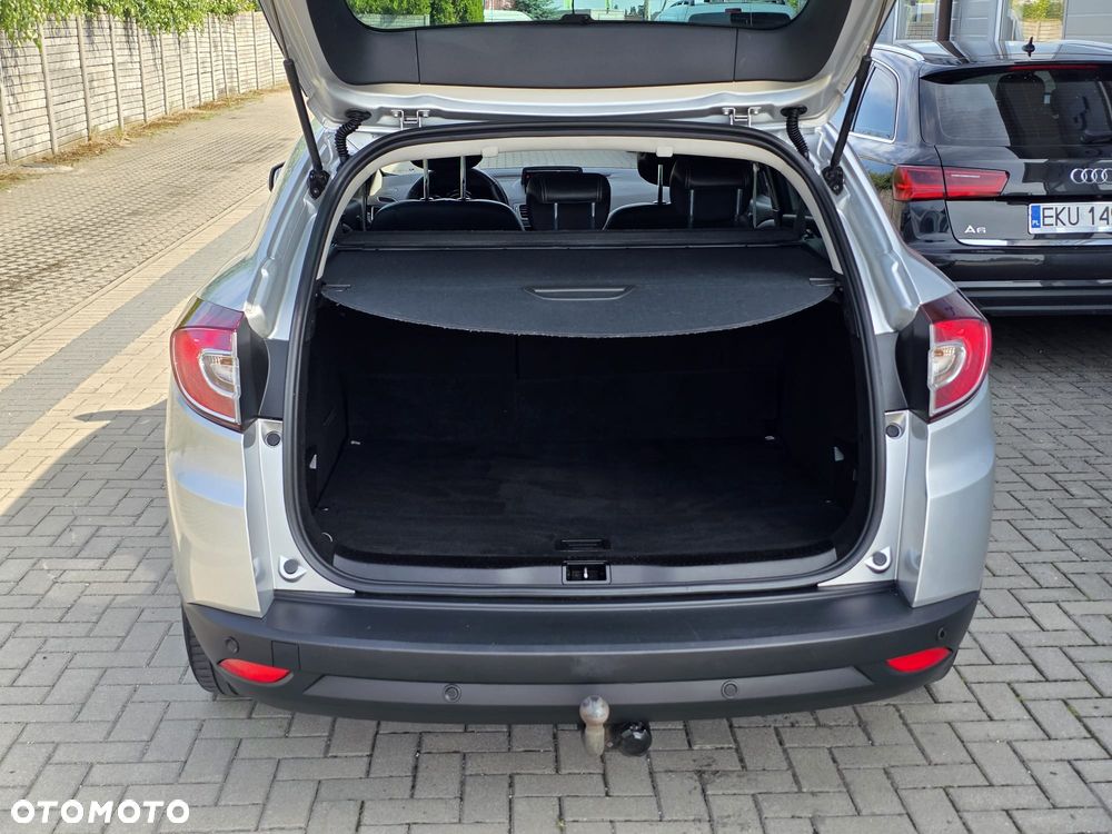 Renault Megane ENERGY TCe 130 BOSE EDITION - 11