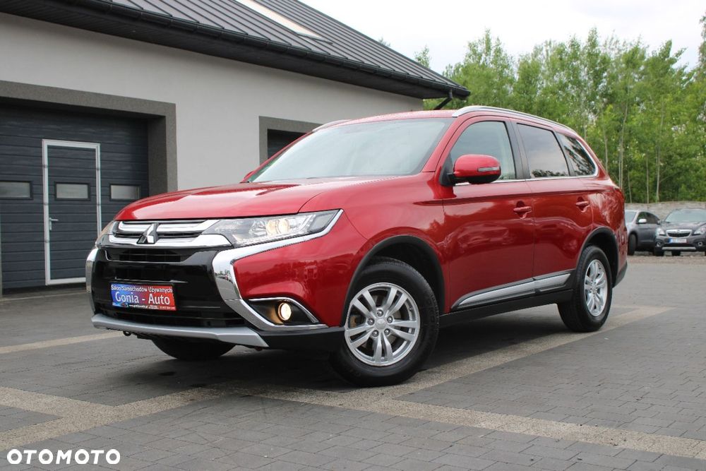 Mitsubishi Outlander - 1