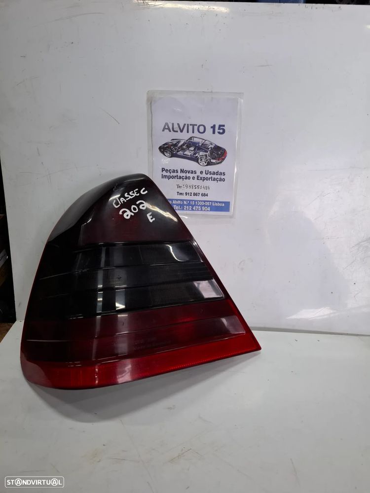 Farolim Esquerdo Mercedes Classe C 202 820 09 64 L - 1