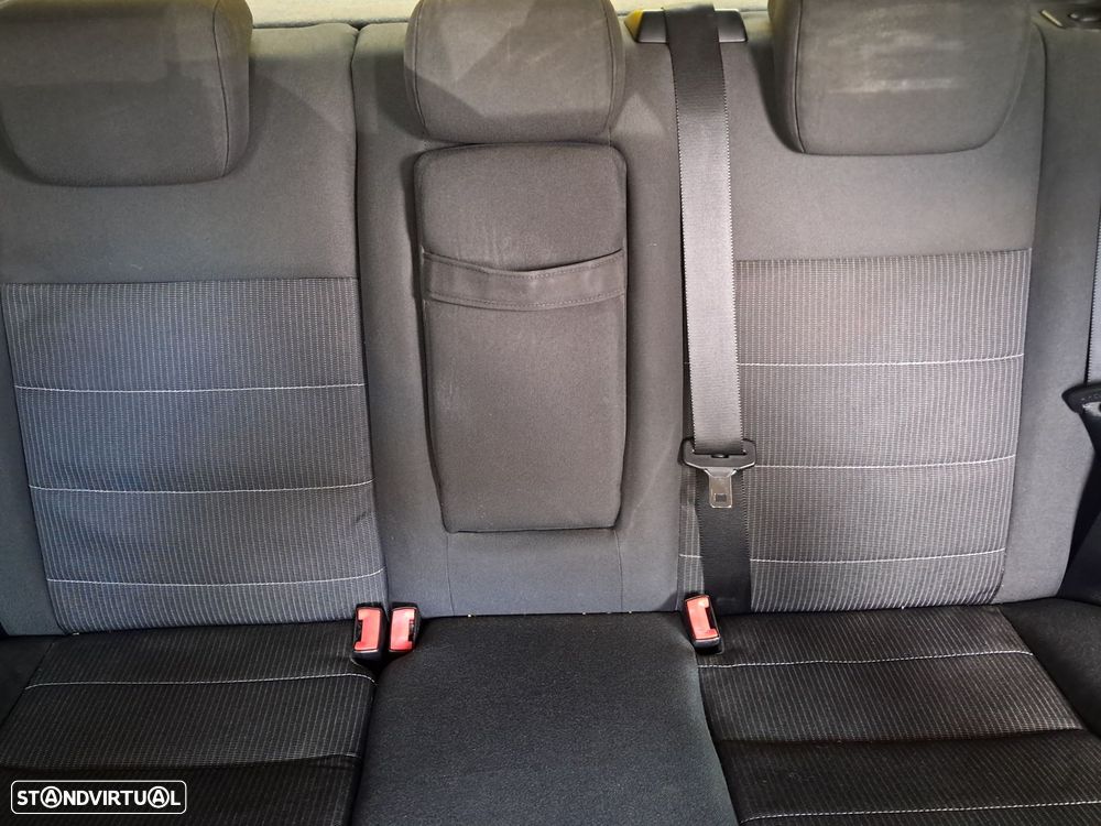 Ford Focus 1.6 TDCi Titanium - 9