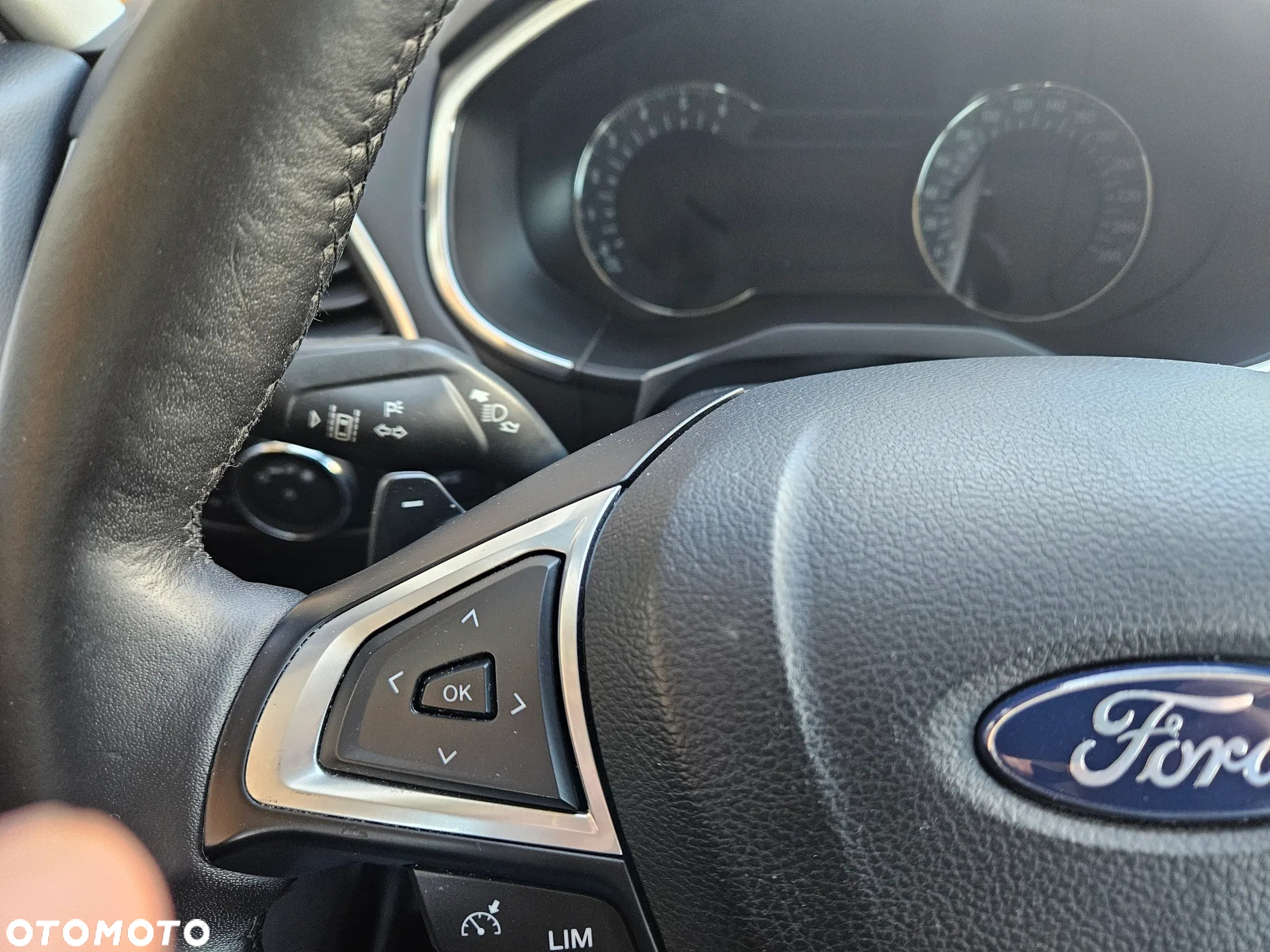 Ford S-Max 2.0 TDCi Titanium - 22