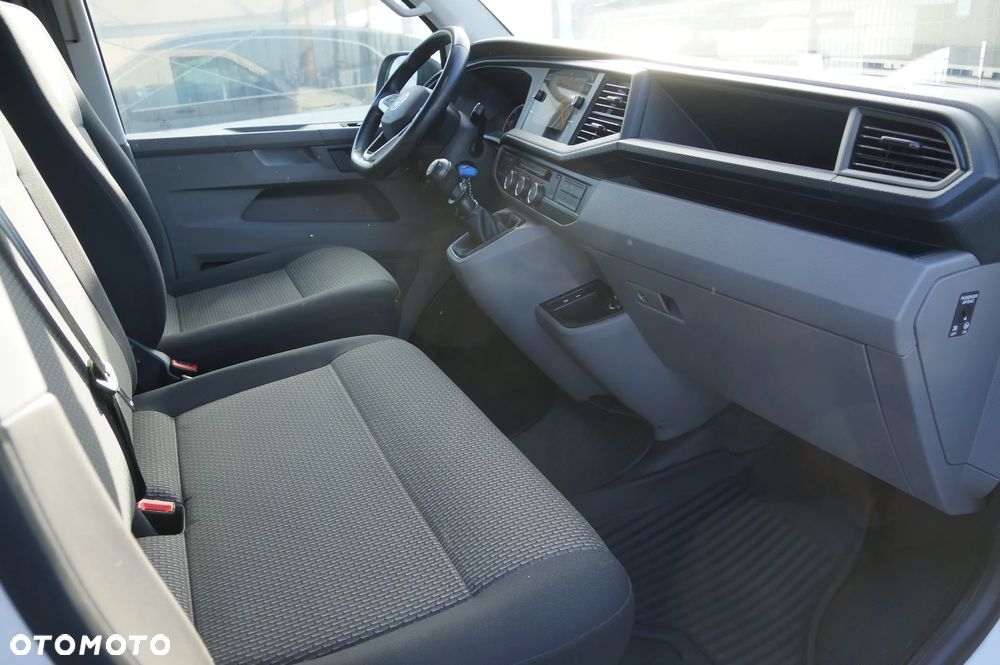 Volkswagen Transporter - 24