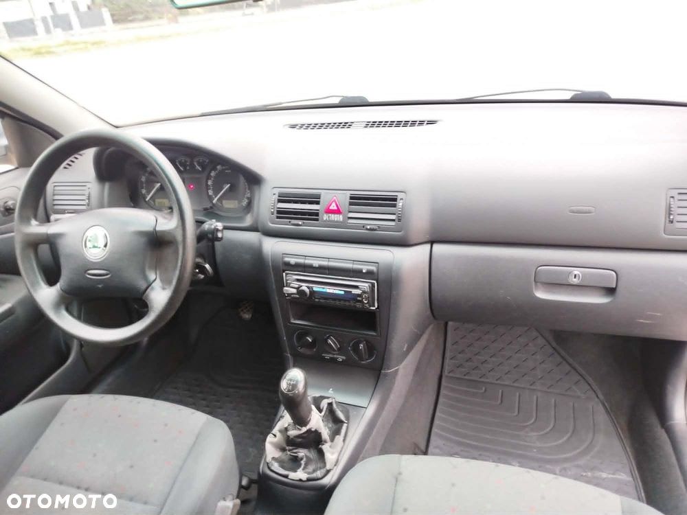 Skoda Octavia - 7